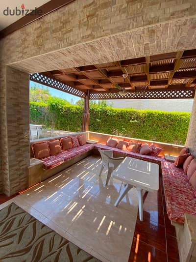 Available villa for rent - Marina 5    Distinctive villa in a great location and suitable for families  • 4 air-conditioned bedrooms  • 2 bathrooms  • Detachable swimming pool  • Private garden 400 meters  • Space and comfort to enjoy the best time on the coast 