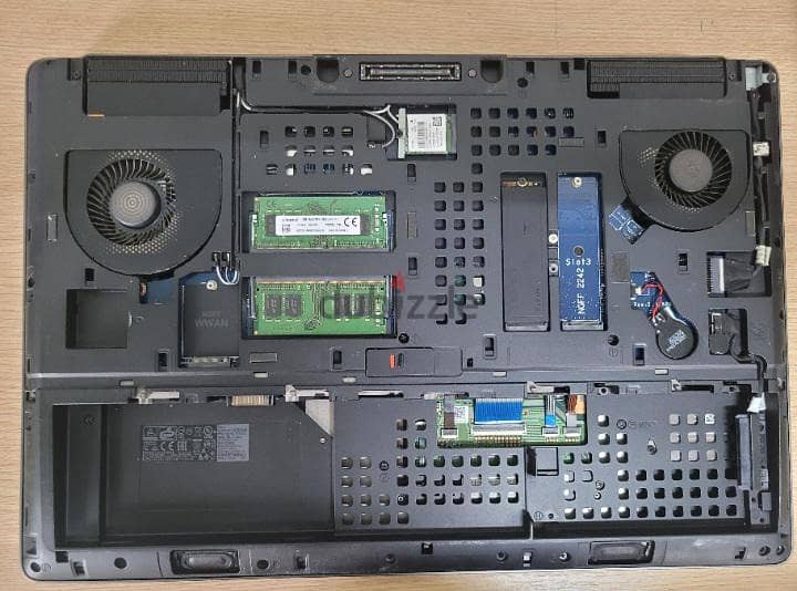Dell Precision 7720 2