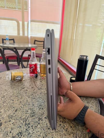 Laptop z book G8