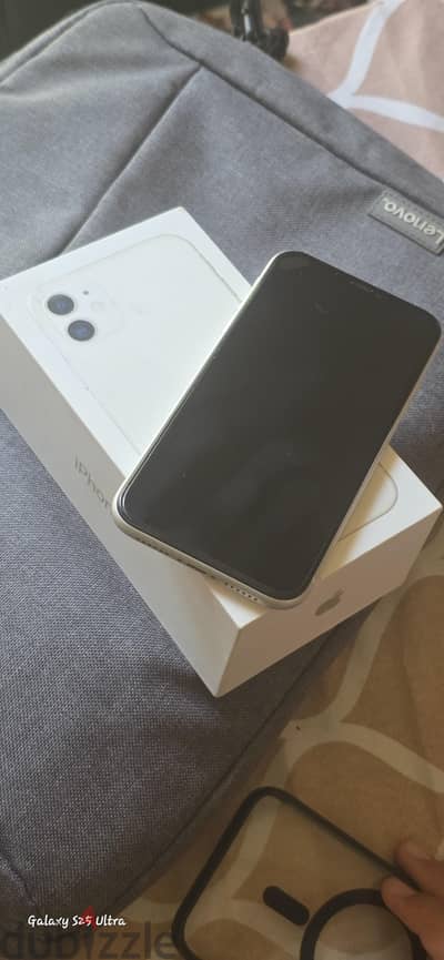 Apple - iPhone 11