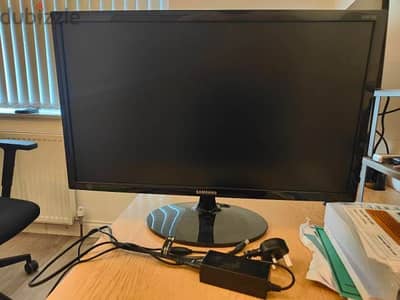 Samsung 24-Inch VA Gaming Monitor, 60hz with Game Mode