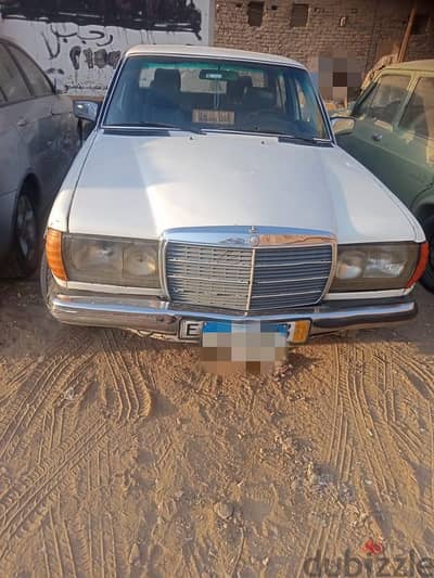 مرسيدس بنز اي 230 1980