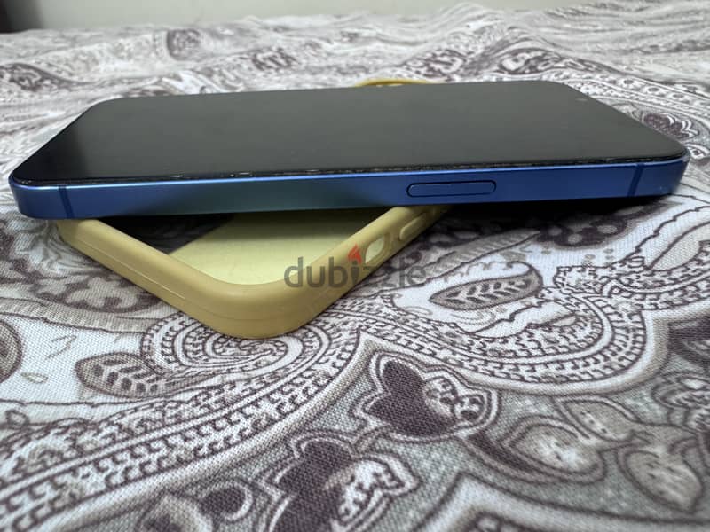 IPhone 13 2