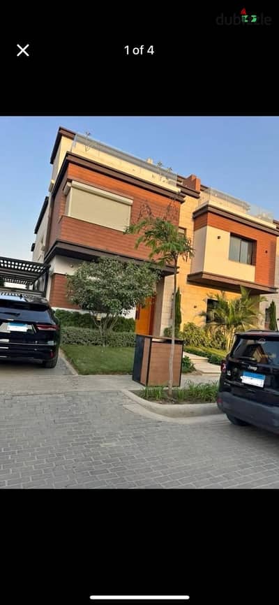 بالسعر القديم فيلا في كمبوند ازار دقايق من الجامعة الامريكية فيو مميز علي اللاند سكيب و مساحات خضراء واسعة بالسعر القديم فيلا في كمبوند ازار دقايق من الجامعة الامريكية فيو مميز علي اللاند سكيب و مساحات خضراء واسعة