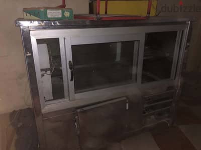 ثلاجة عرض أجبان
