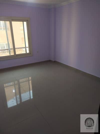Apartment for rent in Light City Compound, South 90th Street, 4th floor, 160 sq m, 3 bedrooms and 2 bathrooms, super deluxe finishing, 12,000