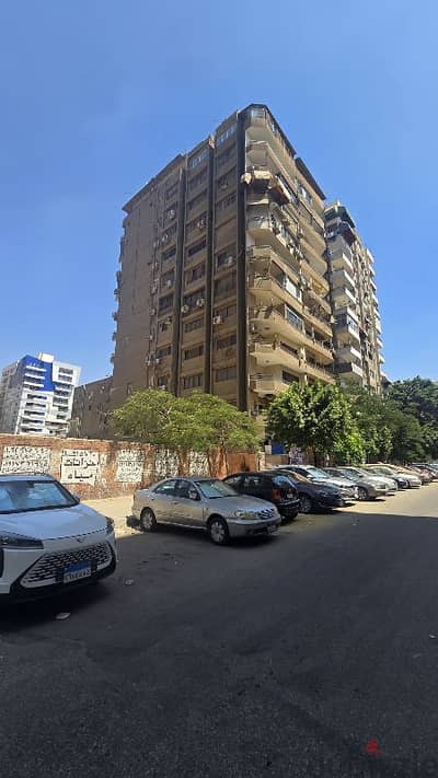 مدينه نصر _المربع الذهبي_ عباس العقاد