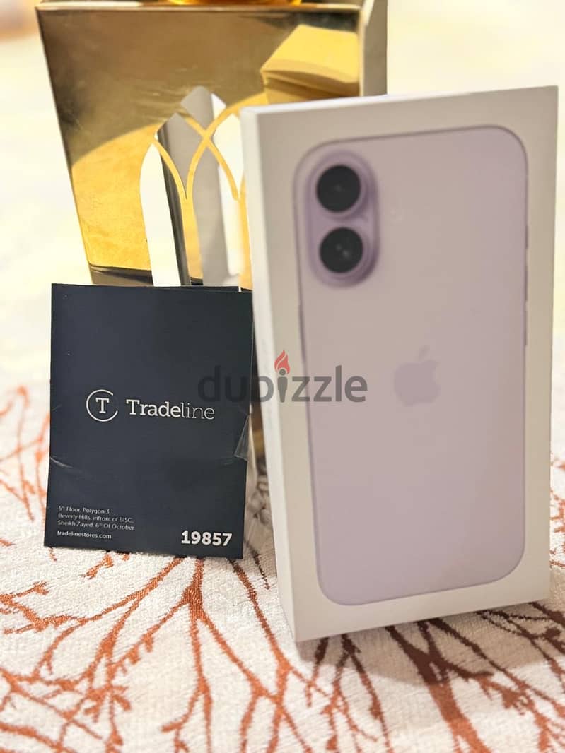 Apple - iPhone 17 2