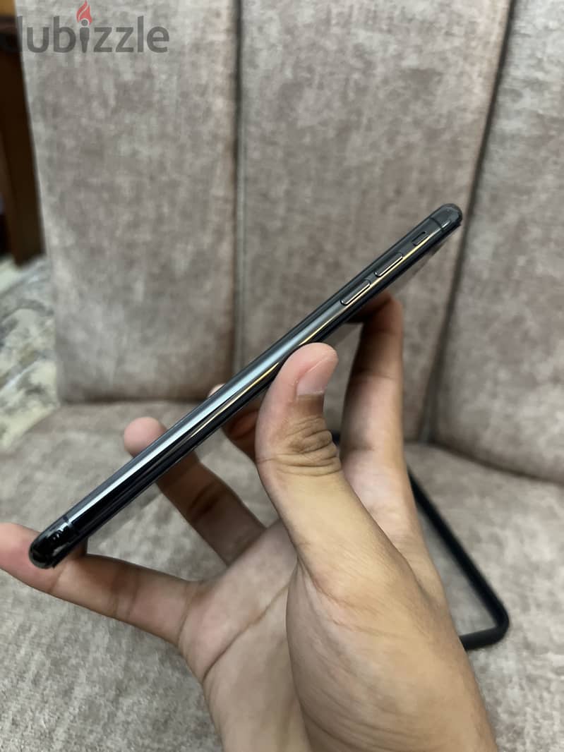Apple - iPhone XS Max 1