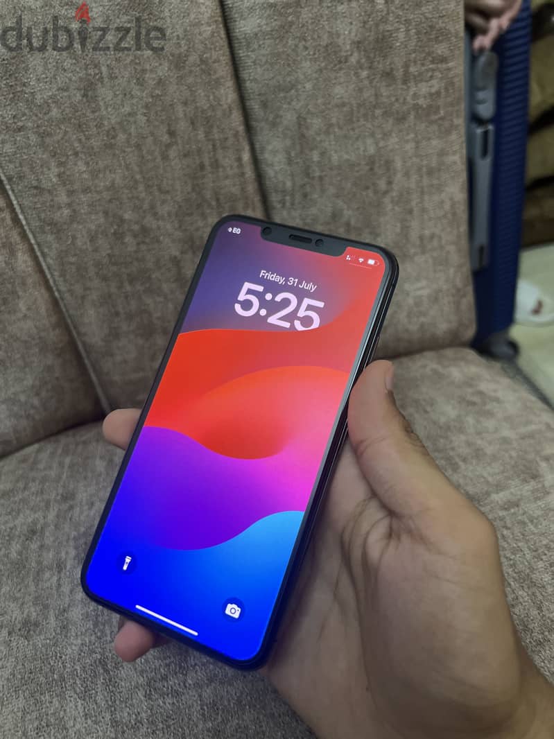 Apple - iPhone XS Max 4