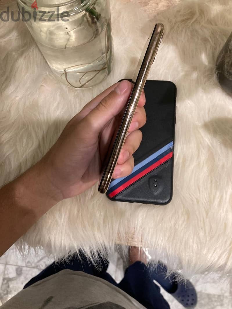 iPhone 11 Pro Max 2