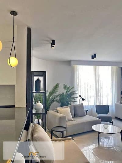 Roof penthouse for sale with a distinctive view in a luxury compound in Al-Thawra Al-Khadra, Sheikh Zayed. Roof penthouse for sale with a distinctive view in a luxury compound in Al-Thawra Al-Khadra, Sheikh Zayed.