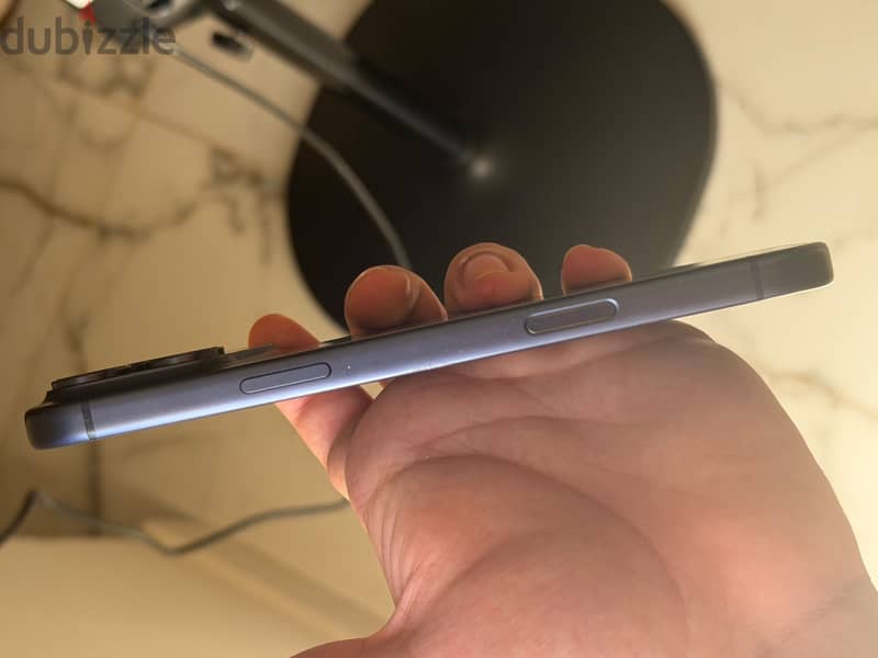 Apple - iPhone 17 Pro Max 2