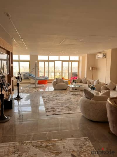 شقه للبيع مصر الجديده روكسي 360 م دور 12 ليس اخير مباني تسعينات 4 غرفه 3 حمامات