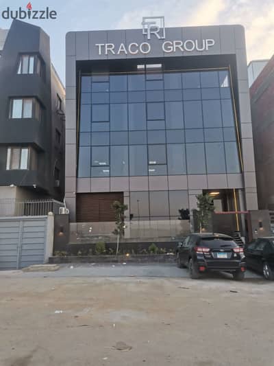 A factory for ready-made clothes for rent in the gathering is a 250m basement in the industrial area of the thousand factory
