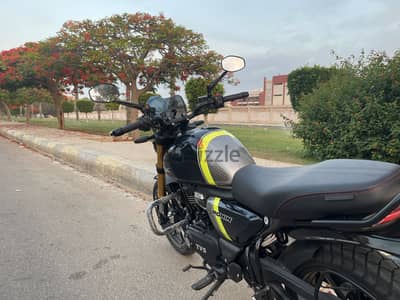 TVS Ronin 225CC