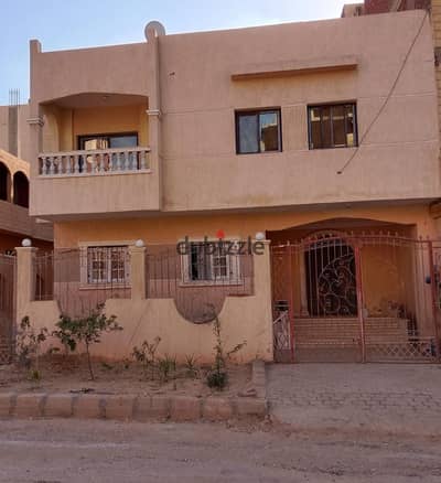 عمارة عائلية للبيع بمدينة الشروق – من المالك مباشرة