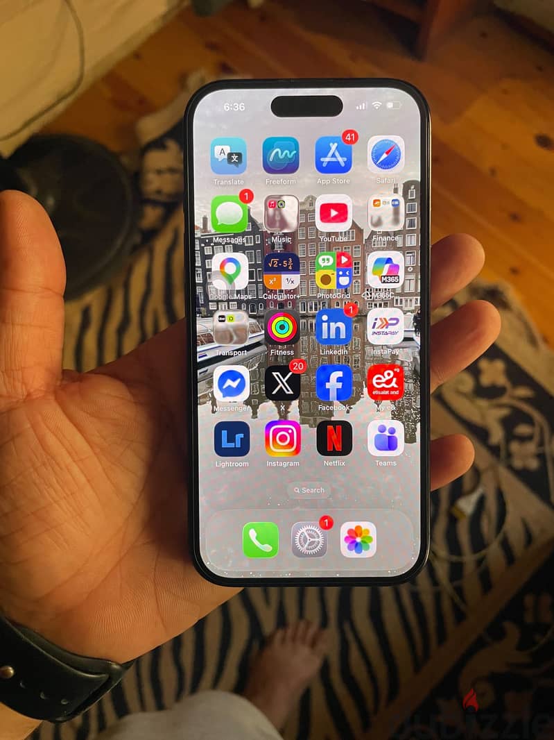 Apple - iPhone 16 4