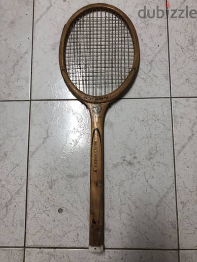 Tennis racket