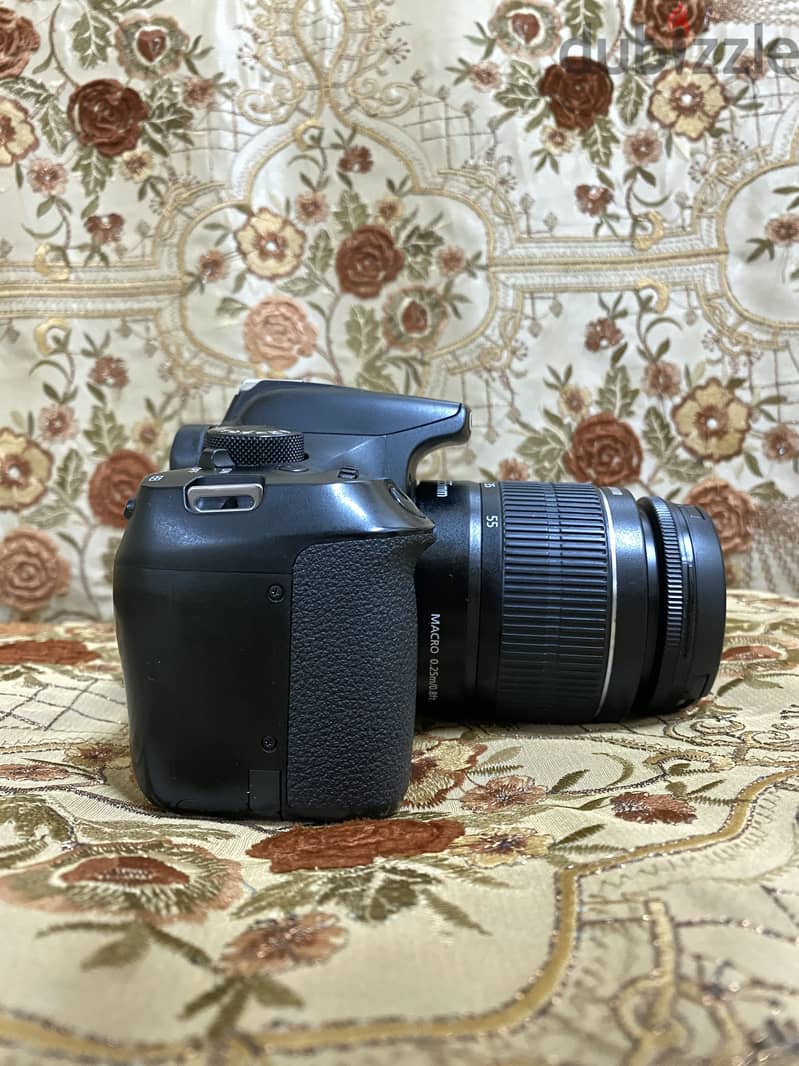 Canon 1300 D 3