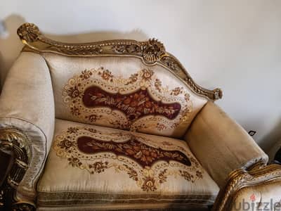 صالون كامل كنبه ٣ كنبه ٢ و ٢ كرسى
