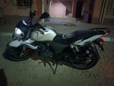 موتوسيكل بنيلي vlm 200