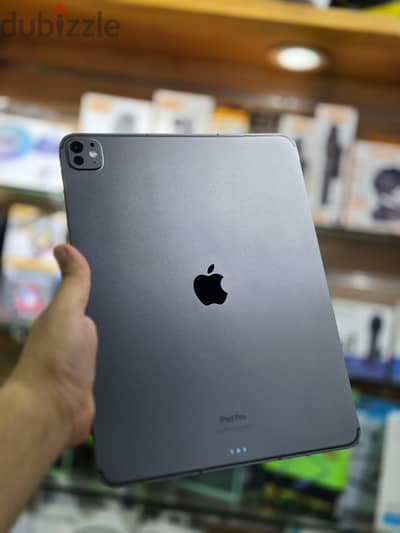 IPad Pro 13 Inch M4 Cellular 1 tera + Magic Keyboard