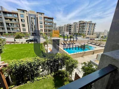 دوبلكس استلام فوري سور بسور مع الجامعة الامريكية AUC في كمبوند ازاد في التجمع الخامس Azad New Cairo