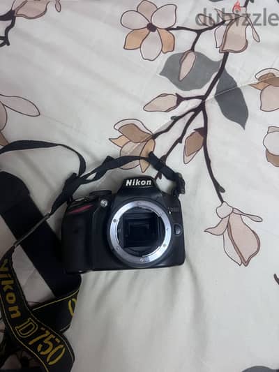 Nikon D3200 Body - تحتاج إصلاح شاتر