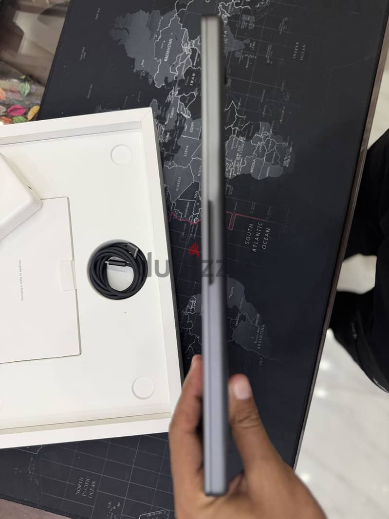 MacBook pro 14  m5 8
