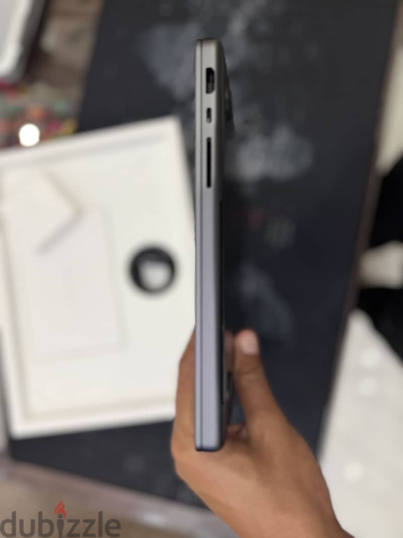 MacBook pro 14  m5 9