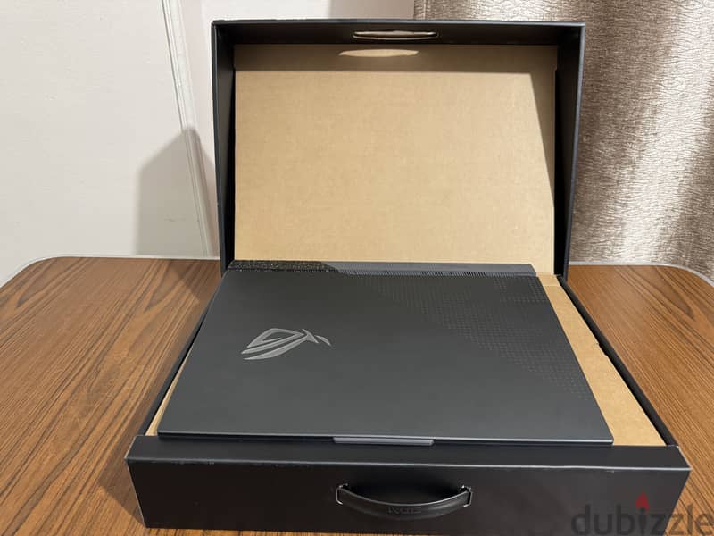 Asus Rog Strix G713PV 11