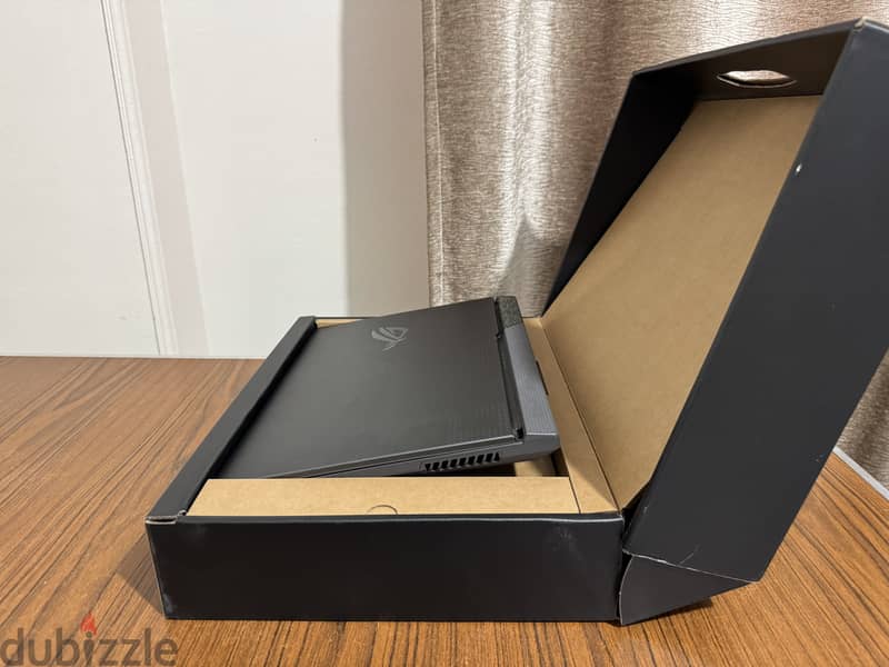 Asus Rog Strix G713PV 12