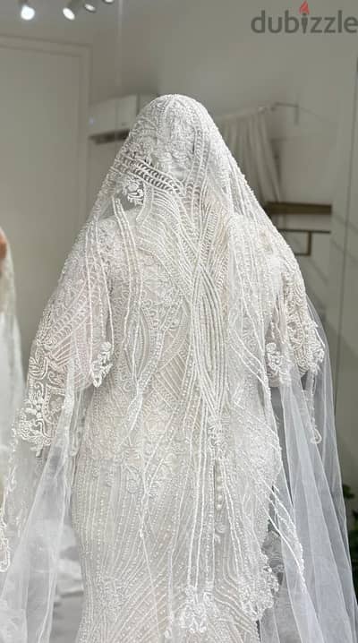 wedding dress