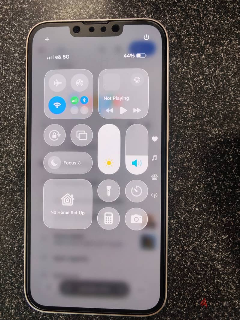 آبل - آيفون 13 1