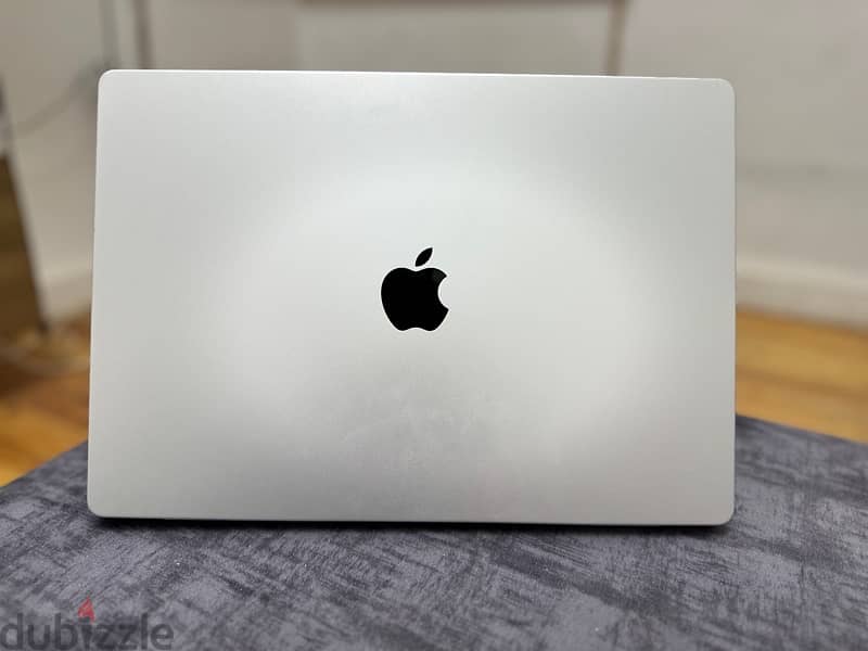 MacBook Pro 16inch m1 max 3