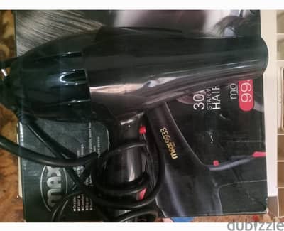سيشوار مجفف شعر  max9933  حاله ممتازه 300 وات