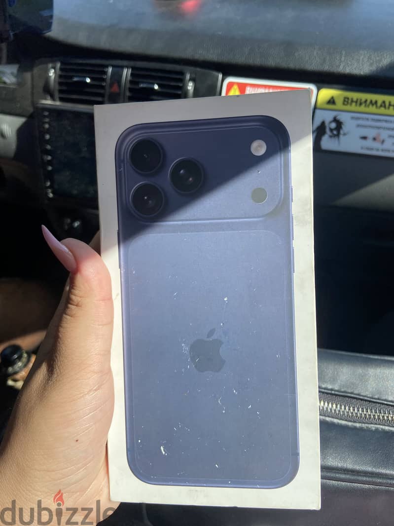 Apple - iPhone 17 Pro Max 7