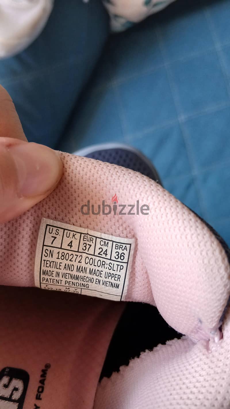 skecher 2