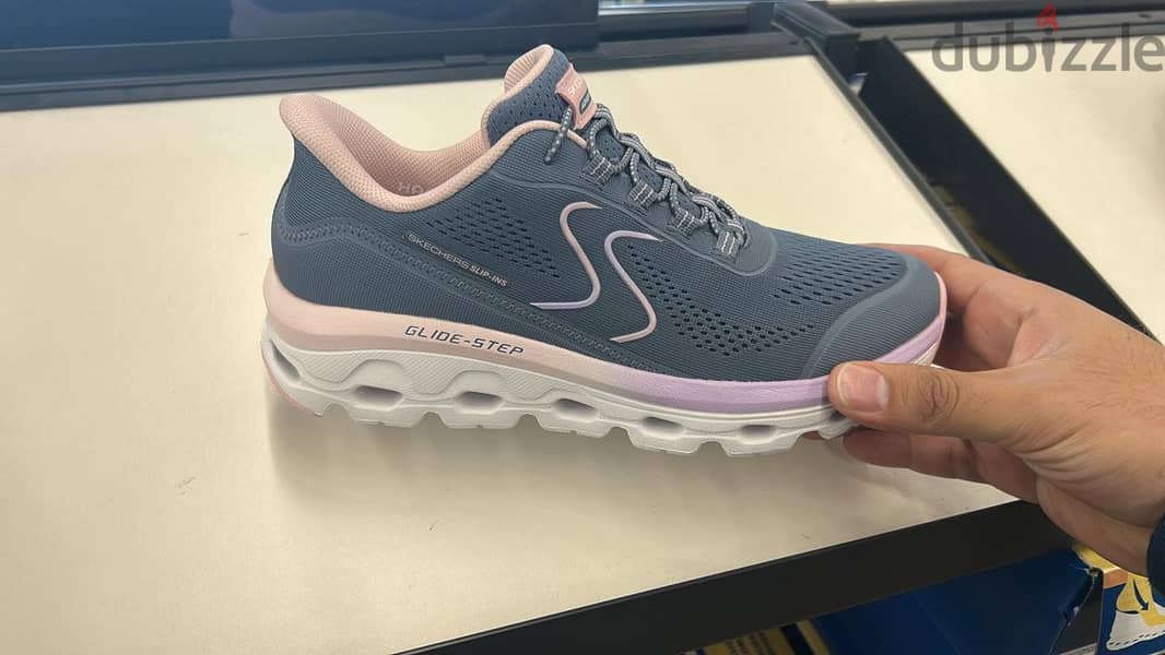 skecher 3