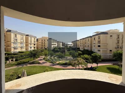 استلم فوري شقة مميزة جدا ريسيل باقل سعر في كمبوند ماونتن فيو هايد بارك Mountain view Hyde Park