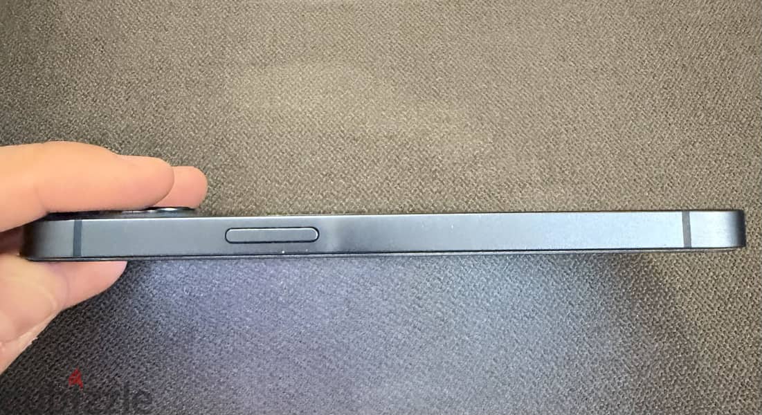 Apple - iPhone 13 5