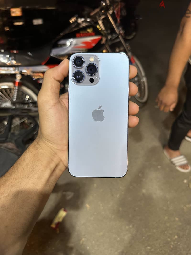 Apple - iPhone 13 Pro Max 2