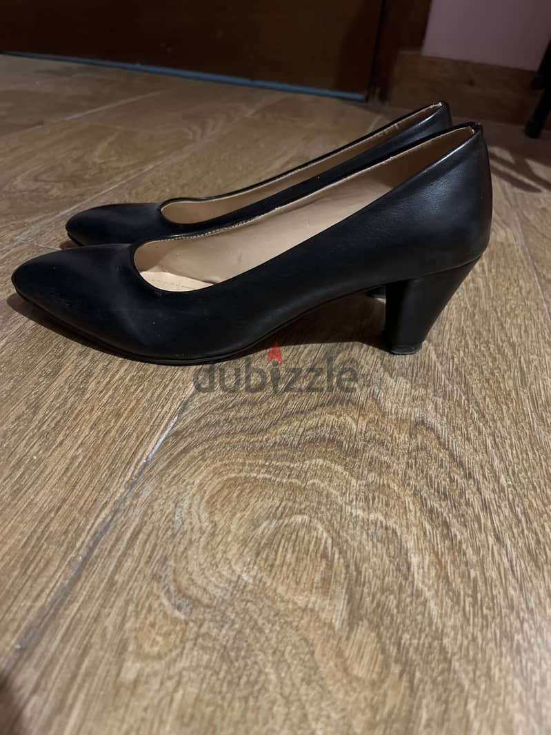 Glitter black heels 1