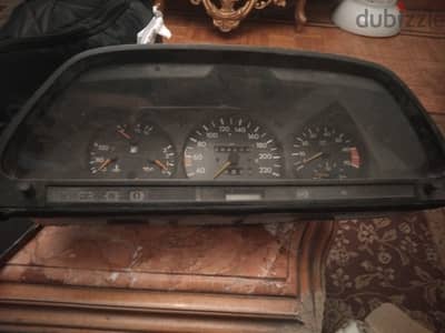 قطع غيار سياره مرسيدس 280 S 1985