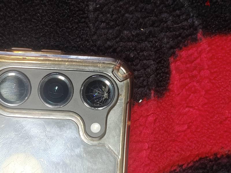 Samsung S23 4