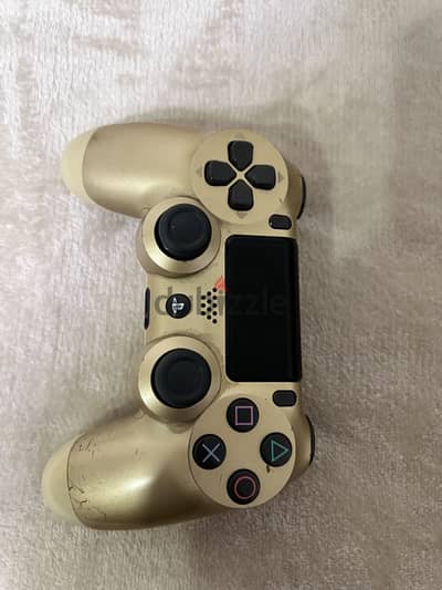 Ps4slim gold limited edition