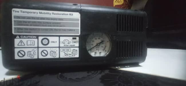 كمبروسر إصلاح كاوتش سيارات 12V أصلي + سيلانت بحالة ممتازة