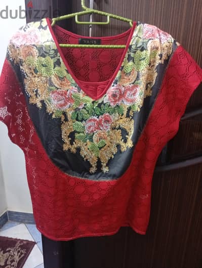 بلوزة تناسب  خروج أو سواريه