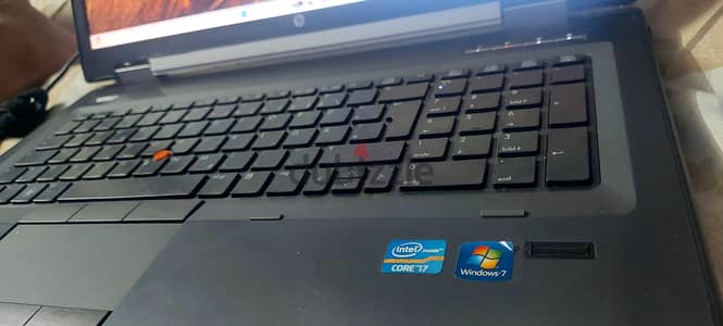 اقوي لاب وركستيشن  hp 8760w    i7